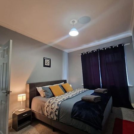 Primos Place - 2 Bedroom In Ashington Ashington  Bagian luar foto