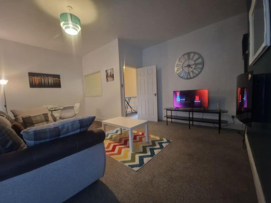 Primos Place - 2 Bedroom In Ashington Ashington  Bagian luar foto
